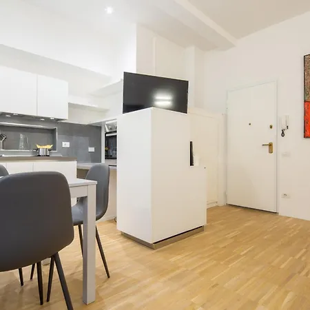 Bargello Modern By Mmega